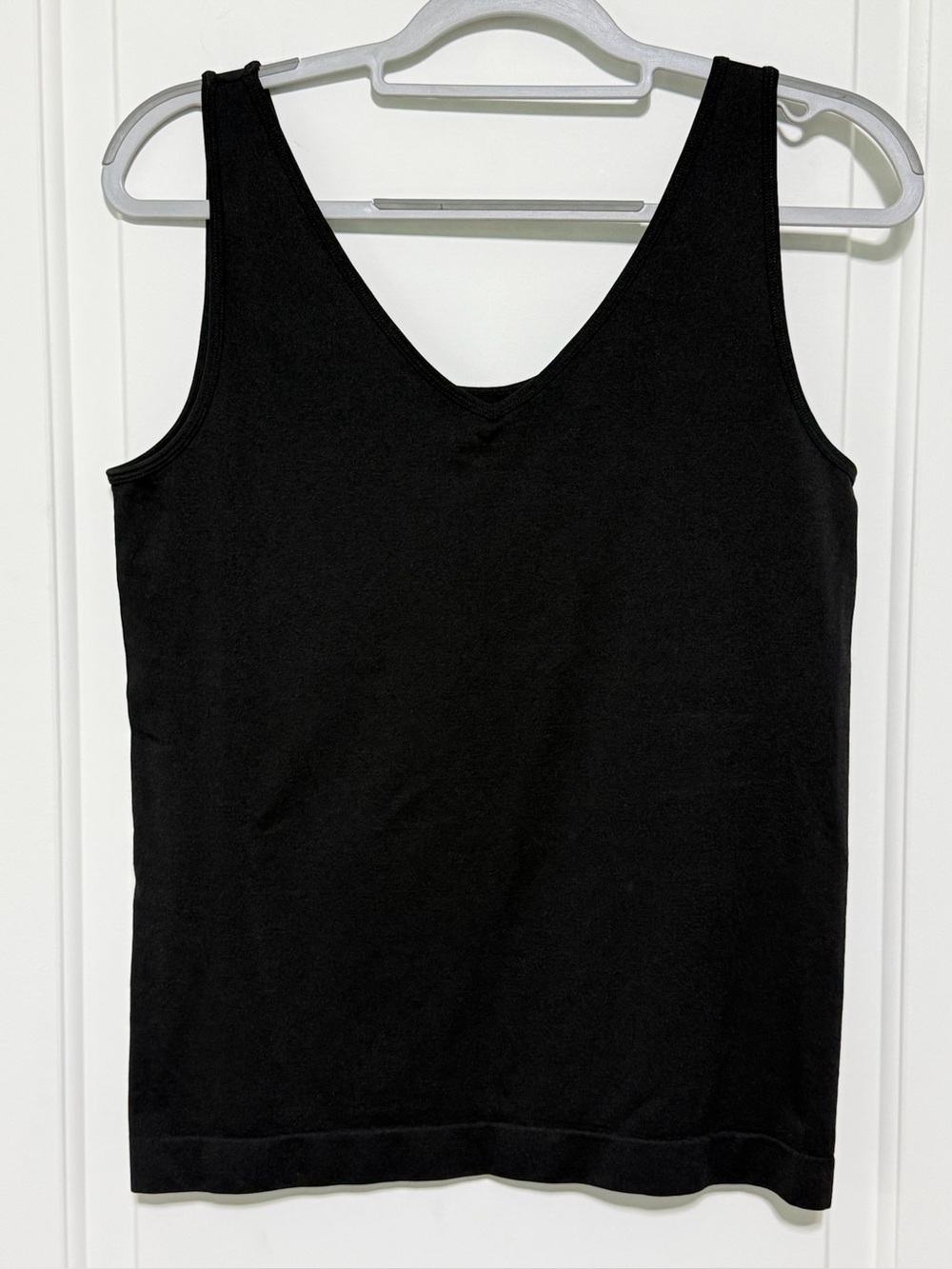 NWOT White House Black Market Reversible Tank Top